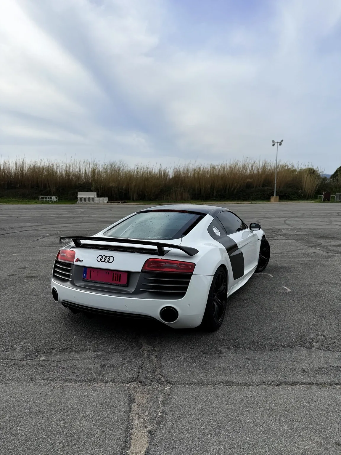Audi R8 V10 Plus - détail de la réalisation LAN MOTORS