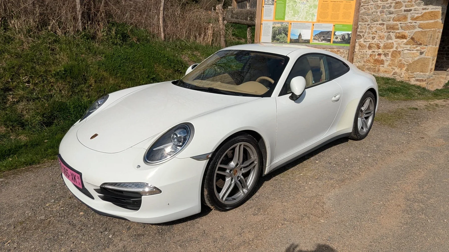 Porsche 911 Carrera 991.1 importée par LAN MOTORS